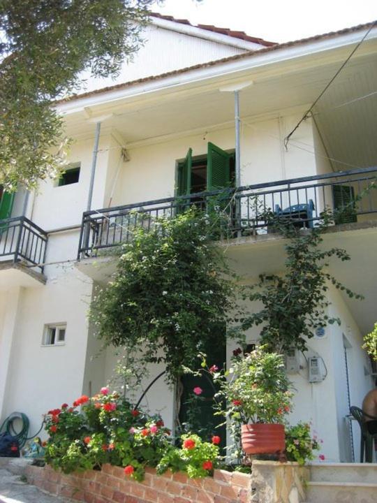 Mediterraneo Studios Βασιλική Εξωτερικό φωτογραφία